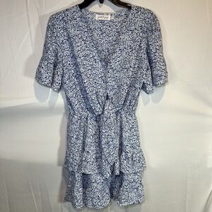 Petal And Pup Arielle's Blue Cutout Mini Dress Women's Size 6 Floral Beautiful‎